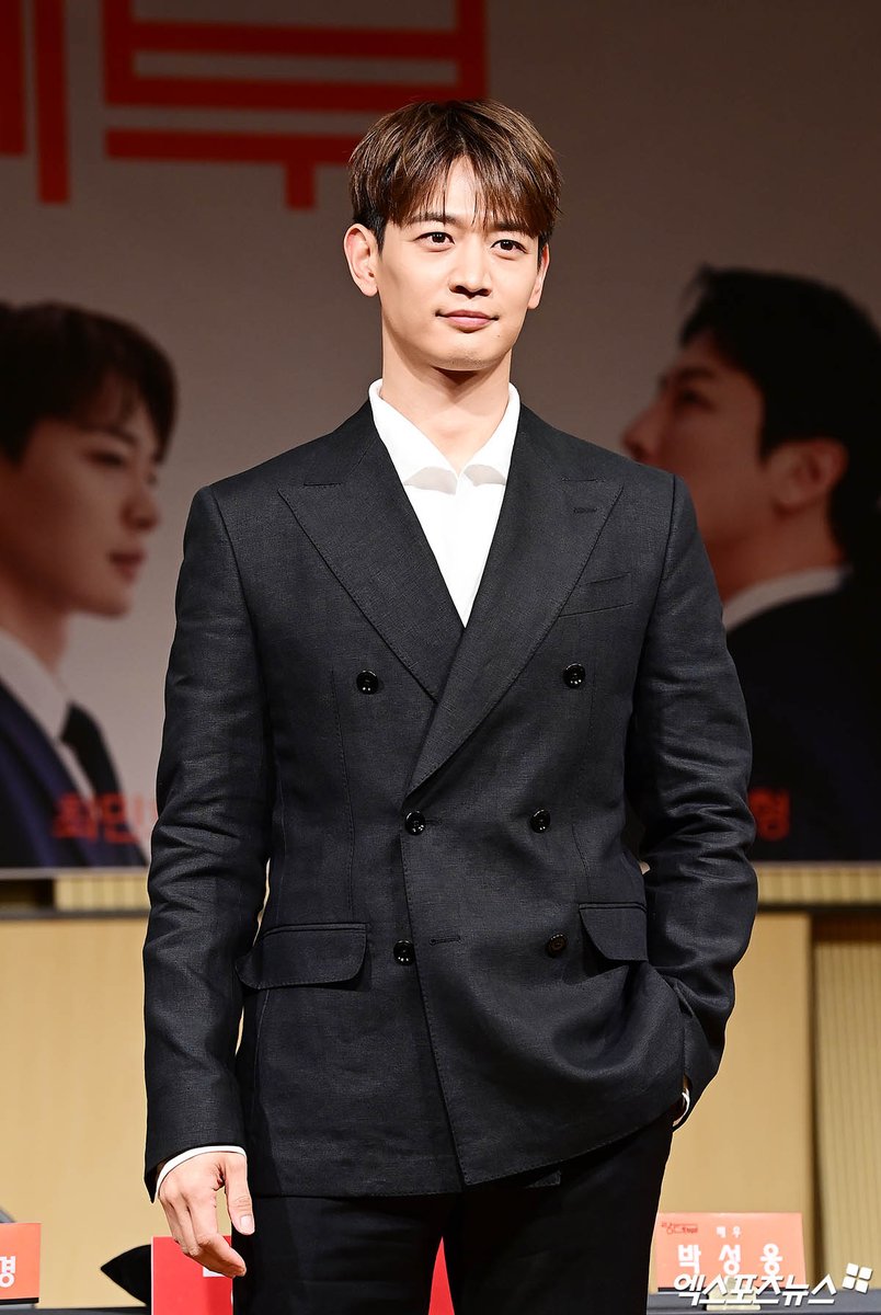 91linegif's tweet photo. 250401 연극 랑데부 기자간담회 #민호
https://t.co/bPFJpsm73w
https://t.co/Q9PLWdVlF3
https://t.co/aUHOrl4AlC
https://t.co/rMRAdgBkFC https://t.co/6hjo6qDmJu