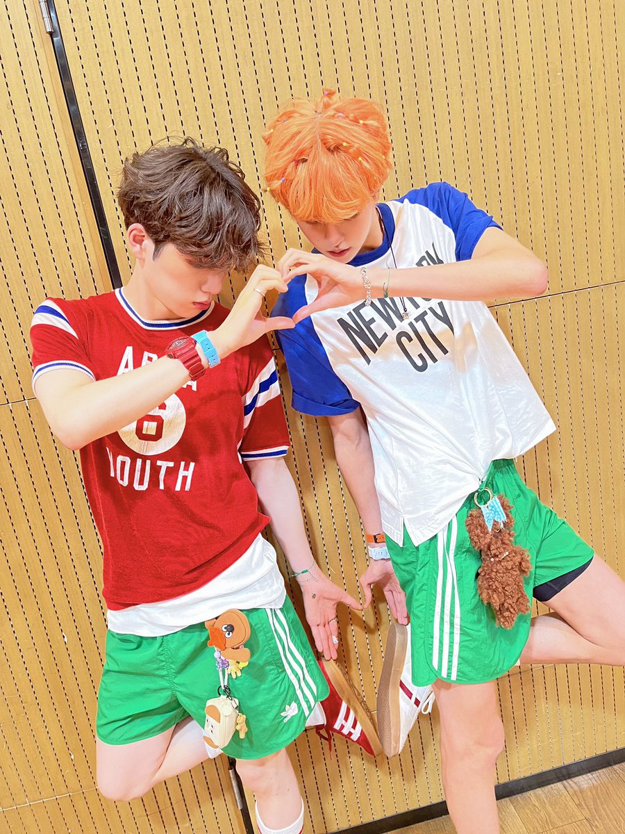 to1slayers's tweet image. #roundtwo oh im freaking the hell out