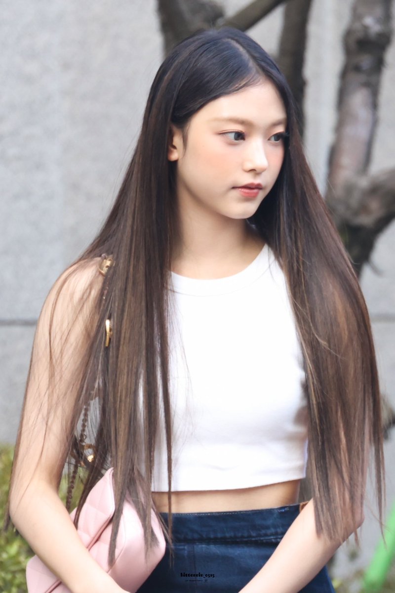 kittenrin_0515's tweet photo. 220826 kbs

#NJZ #뉴진스 #Haerin #해린 https://t.co/Xrqls8pC90