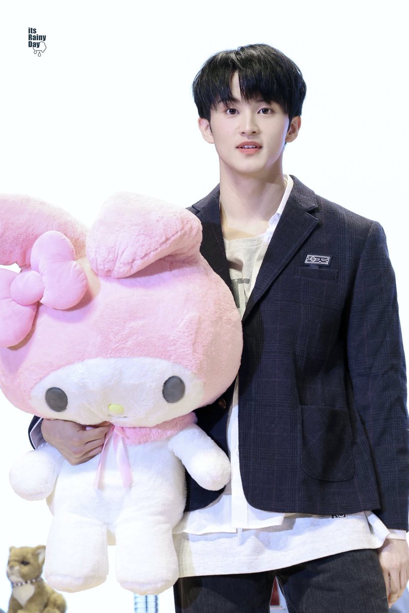 너무좋아서기절함