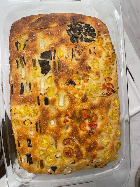 Babe, what’s wrong? you’ve barely touched your Klimt’s The Kiss focaccia.