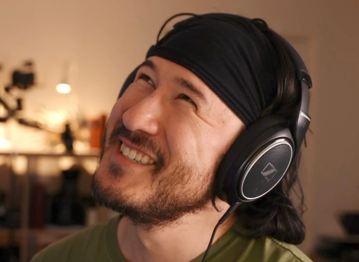 35 year old grown man and he’s cutie