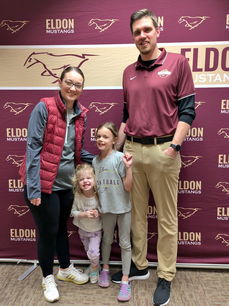 Isaiah Rhine tweet media