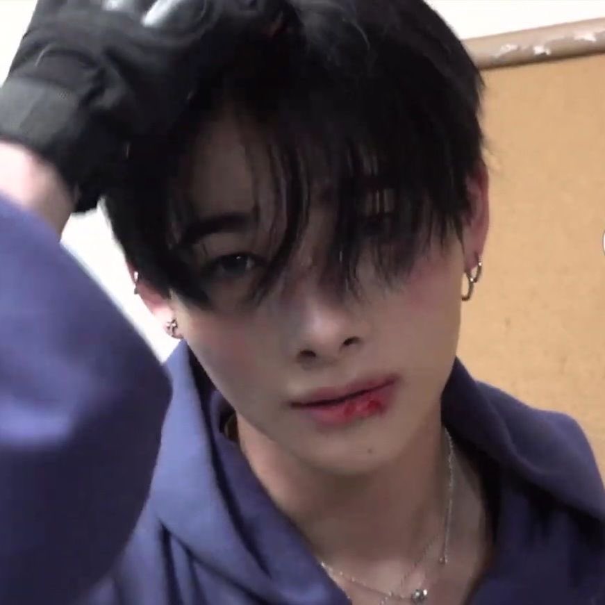 西村, WILLIAM. tweet media