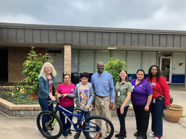 Spent the morning delivering 5 bikes to Aldine students for participation in our breakfast program. Kujawa, Spence, Thompson, Carroll and Orange. Best thing I heard today was “This is really mine? I always wanted a bike” #AldineImpact #Operations