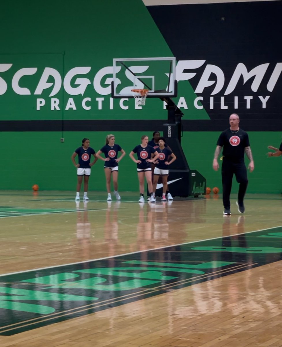 Ava Workman (@ava_d_workman1) on Twitter photo I had a great weekend of practice with my <a href="/WVThunderUAA/">West Virginia Thunder UAA</a> team. Super excited for the season to start!
#thunderfam I had a great weekend of practice with my <a href="/WVThunderUAA/">West Virginia Thunder UAA</a> team. Super excited for the season to start!
#thunderfam