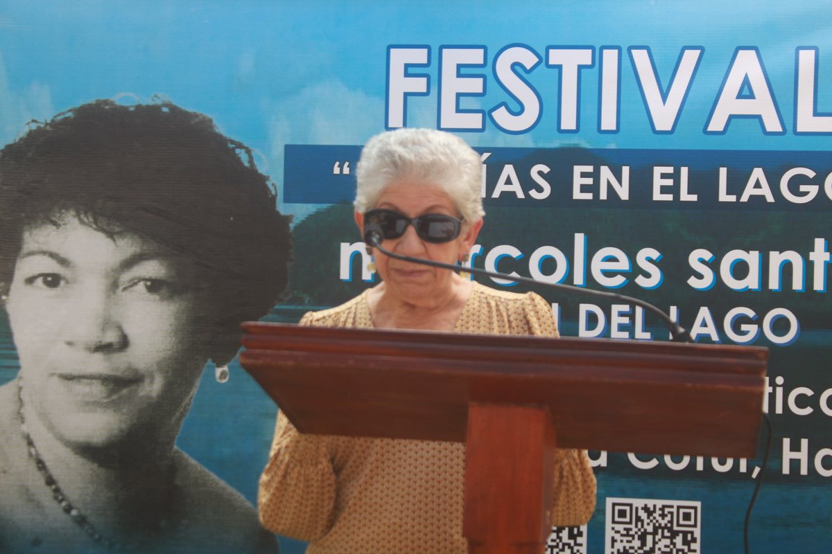 CentroCultural8's tweet photo. 5TO FESTIVAL DE POESÍAS EN EL LAGO DE HATILLO COTUI https://t.co/EvzJUMtuYE