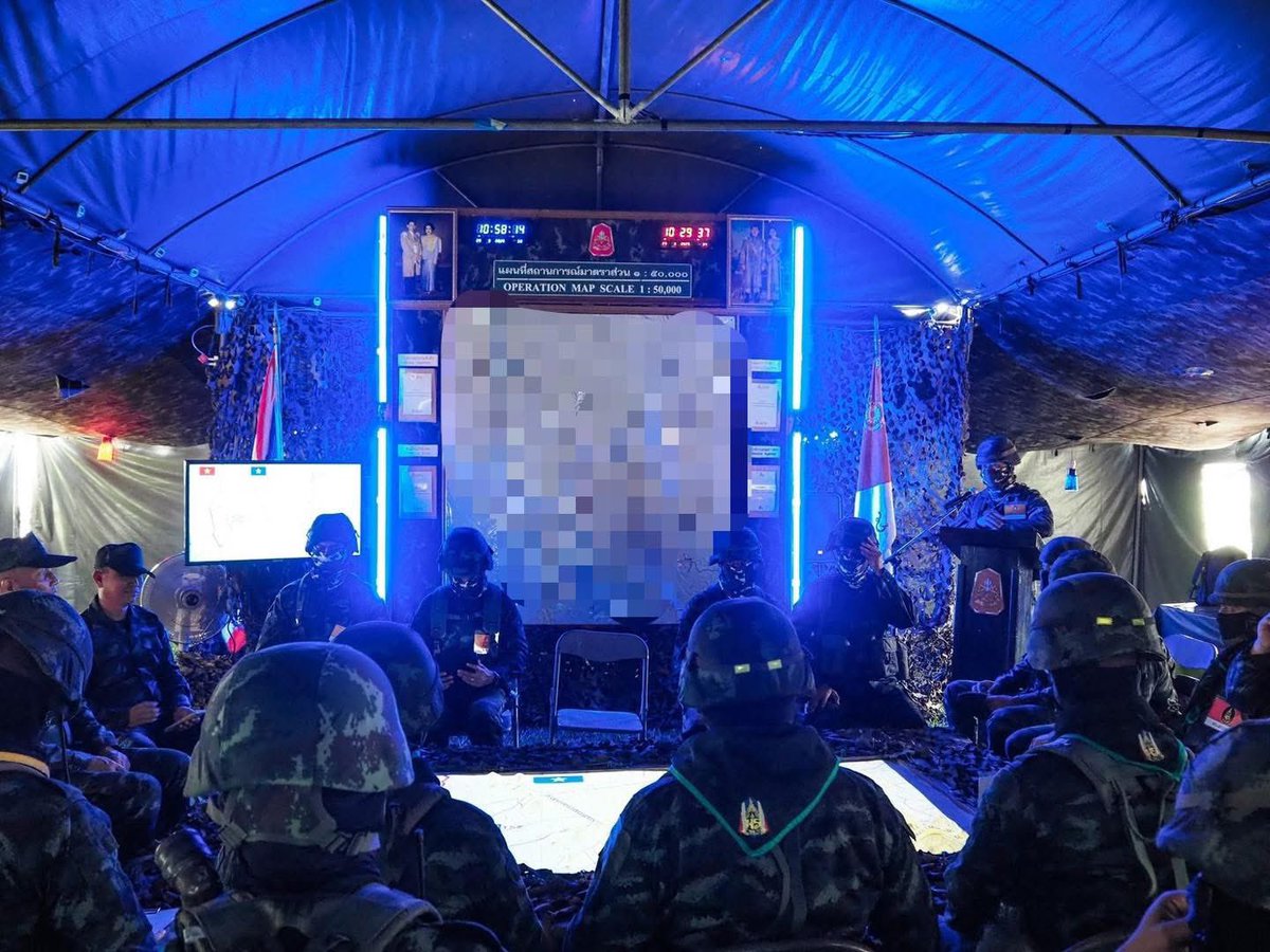 army4prcenter's tweet image. #ร.15พัน2 #ฝึกกองพันพร้อมรบ #ทภ4 #ความพร้อมรบ2568

📌 ร.15 พัน.2 ฝึกตรวจสอบความพร้อมรบเคลื่อนที่เร็ว 2568 เพื่อเตรียมพร้อมปฏิบัติภารกิจในสถานการณ์ฉุกเฉิน ทุกขั้นตอนดำเนินไปอย่างมีระเบียบและมีประสิทธิภาพ

#ReadyToMove #MilitaryTraining #กองทัพไทย