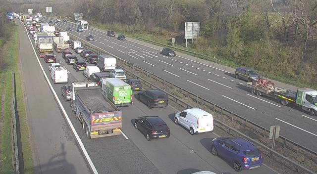 Traffic Wales South tweet media