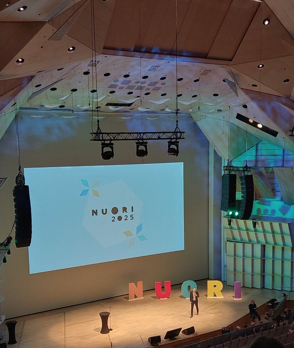 #Nuori2025-päivät ovat alkaneet! Meidän puheenvuoro yhdessä <a href="/HietajarviM/">Maria Hietajärvi</a> kanssa Tampere-talossa Sonaatti2-tilassa tänään klo 16.30 🥳 Aiheena lapsiin kohdistuvat verkkovälitteiset seksuaalirikokset ja niihin puuttuminen. <a href="/nuorisoala/">Suomen nuorisoalan kattojärjestö Allianssi</a>