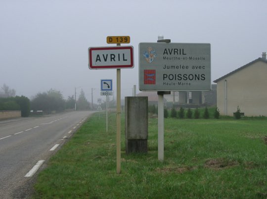 nicomygod's tweet photo. Une belle journée pour rappeler que la ville de Poissons en Haute-Marne est jumelée avec la ville d’Avril en Meurthe-et-Moselle… depuis un 1er avril ! https://t.co/XDV8qZNCeU