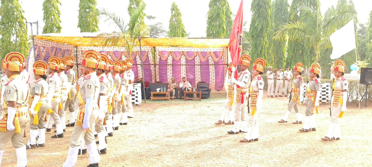 DMnabarangpur's tweet photo. Attended the 90th Police Formation Day, celebrating the dedication and courage of our police force. #PoliceFormationDay #RespectAndGratitude #90YearsOfService https://t.co/08xkL15v1R