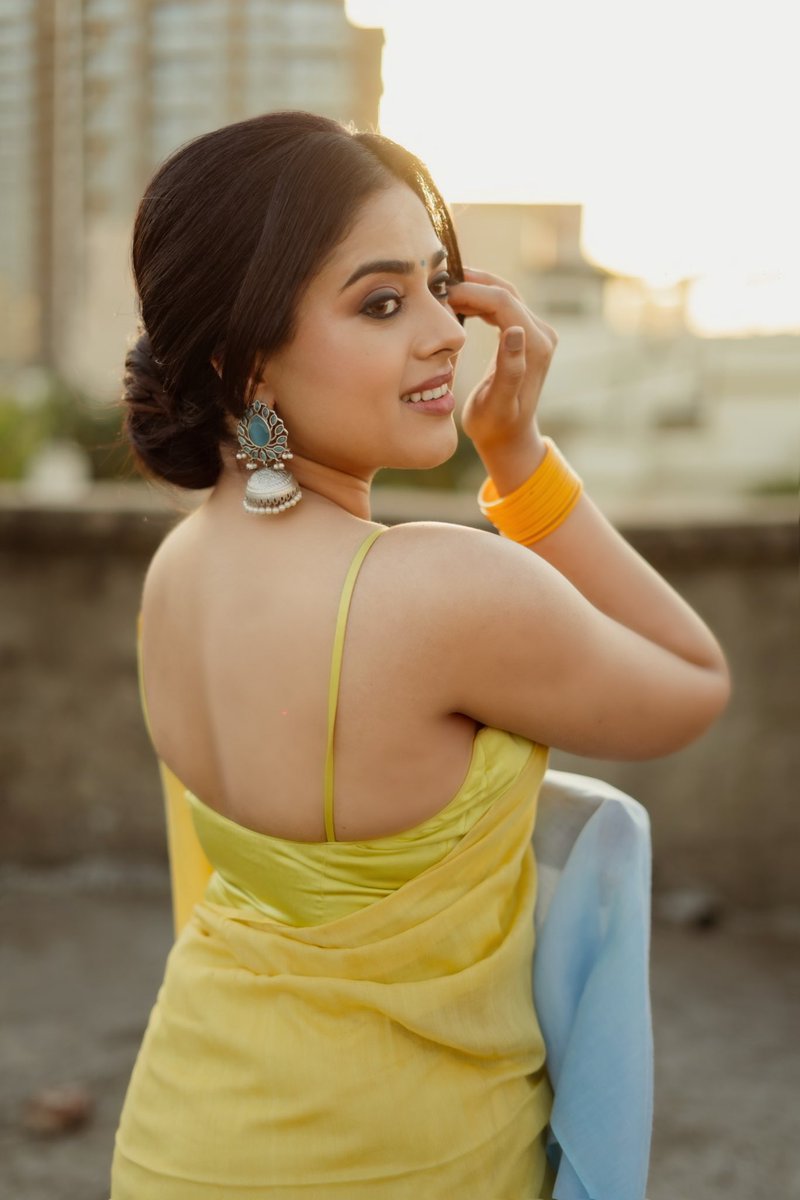 Siddhi Idnani tweet media