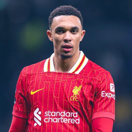 🚨 Arne Slot: “Trent situation? He is injured unfortunayely. That means he is fully focused on his recovery”.

“Real Madrid? We've never been focused on outside talks”.