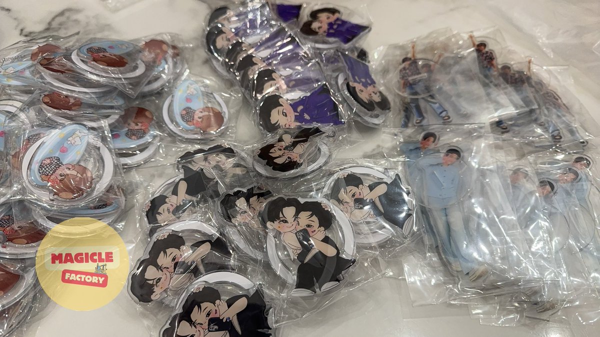 MagicleFactory's tweet image. 📣 เปิดรับผลิตงานอะคริลิค
• พวงกุญแจ • สแตนดี้ • กริ๊บต๊อก • กิ๊ฟติดผม
รอผลิต 20-25 วัน (รวมส่งถึงไทย)

#สแตนดี้อะคริลิค #รับทําของแจกหน้าคอน #พวงกุญแจอะคริลิค #รับผลิตอะคริลิค #ตลาดนัดอากาเซ่ #รับผลิตของแจก #Giveaway #NCTDREAM #ตลาดนัดnct #TENLEE