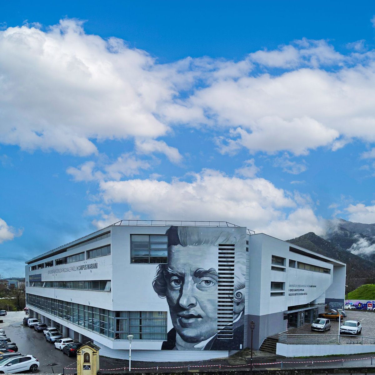 UnivCorse's tweet photo. Votez dès maintenant pour la nouvelle fresque de 𝐏𝐚𝐬𝐪𝐮𝐚𝐥𝐞 𝐏𝐚𝐨𝐥𝐢 à l'Università, nommée parmi les plus belles réalisations du mois de mars 2025 sur Street Art Cities ! 👀

👨‍🎨 Andrea Ravo Mattoni

👋 Par ici ↘️
https://t.co/dQKGc0mxff https://t.co/xXlowbJC1G