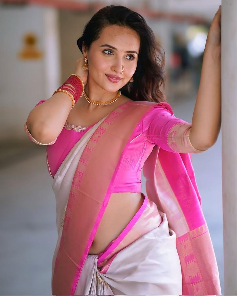 Gnb7TGoboAAt0eM?format=jpg&name=medium