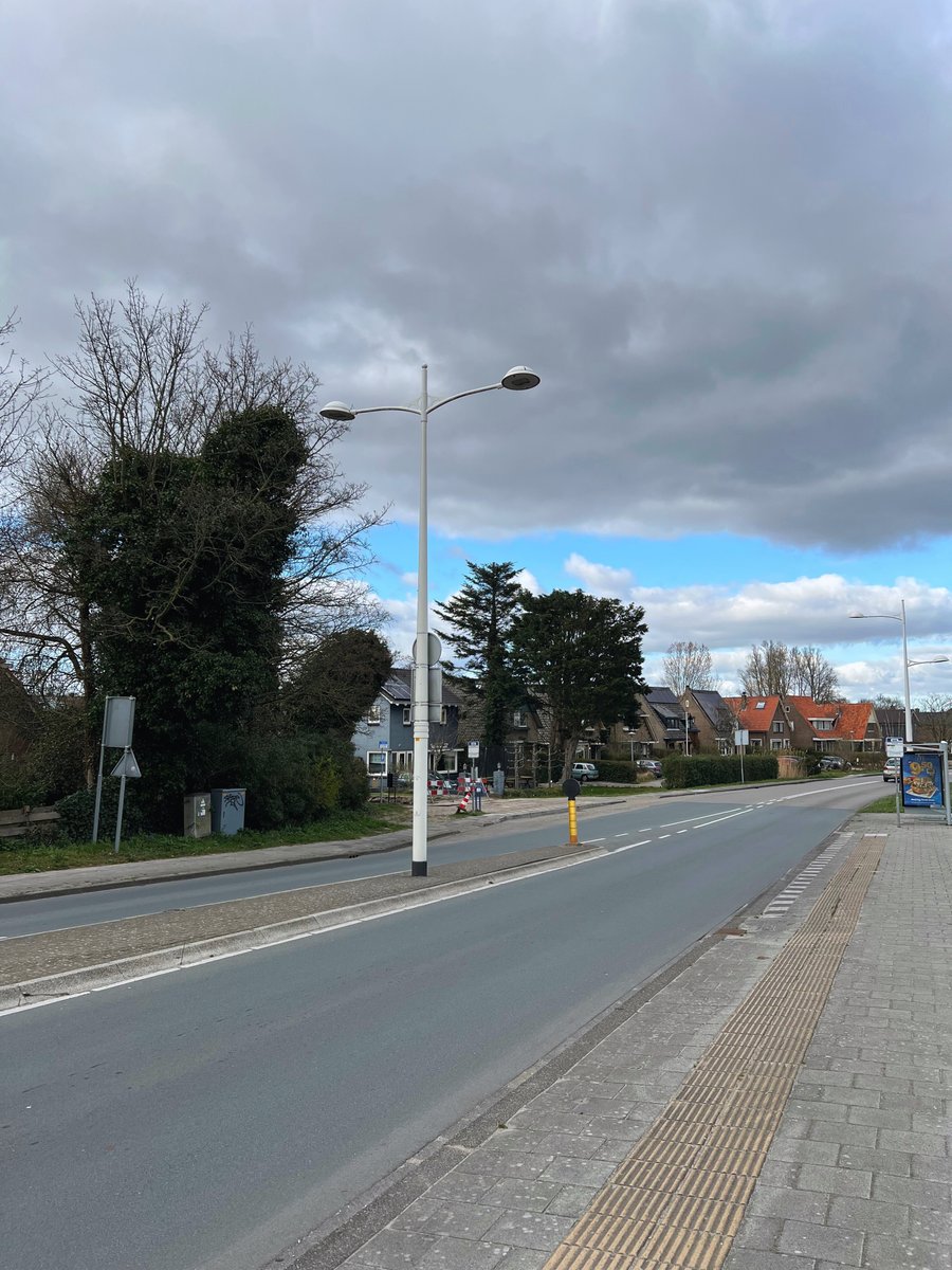 ⚒️Van maandag 7 en vrijdag 11 april tussen 7:00 en 16:00 uur gaan we werkzaamheden uitvoeren bij de Zeswielen.

⛔Tijdens de werktijden is het niet mogelijk om met de auto vanaf de Hertog Aalbrechtweg naar de Koedijkerstraat te rijden. Het verkeer wordt omgeleid met gele borden.