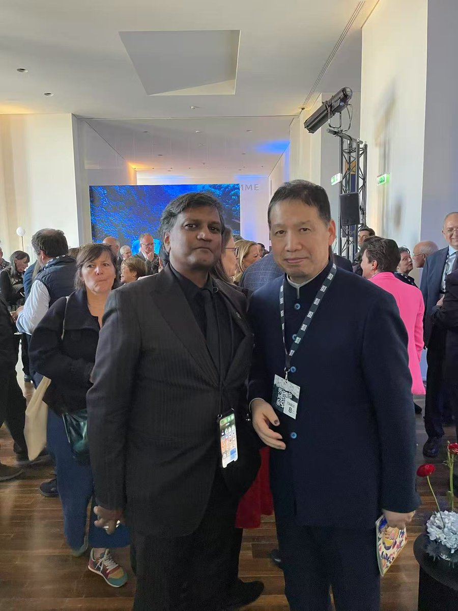 CBCGDF_China's tweet image. Happy to see dear Ashok Adicéam, Délégué Général #UNOceanConference - Deputy Presidential Special Envoy again at the  &apos;SOS Ocean&apos; Summit, discussing eﬀorts 4ocean restoration,  investing in a sustainable, regenerative blue economy, ensuring a prosperous future 4life on earth.