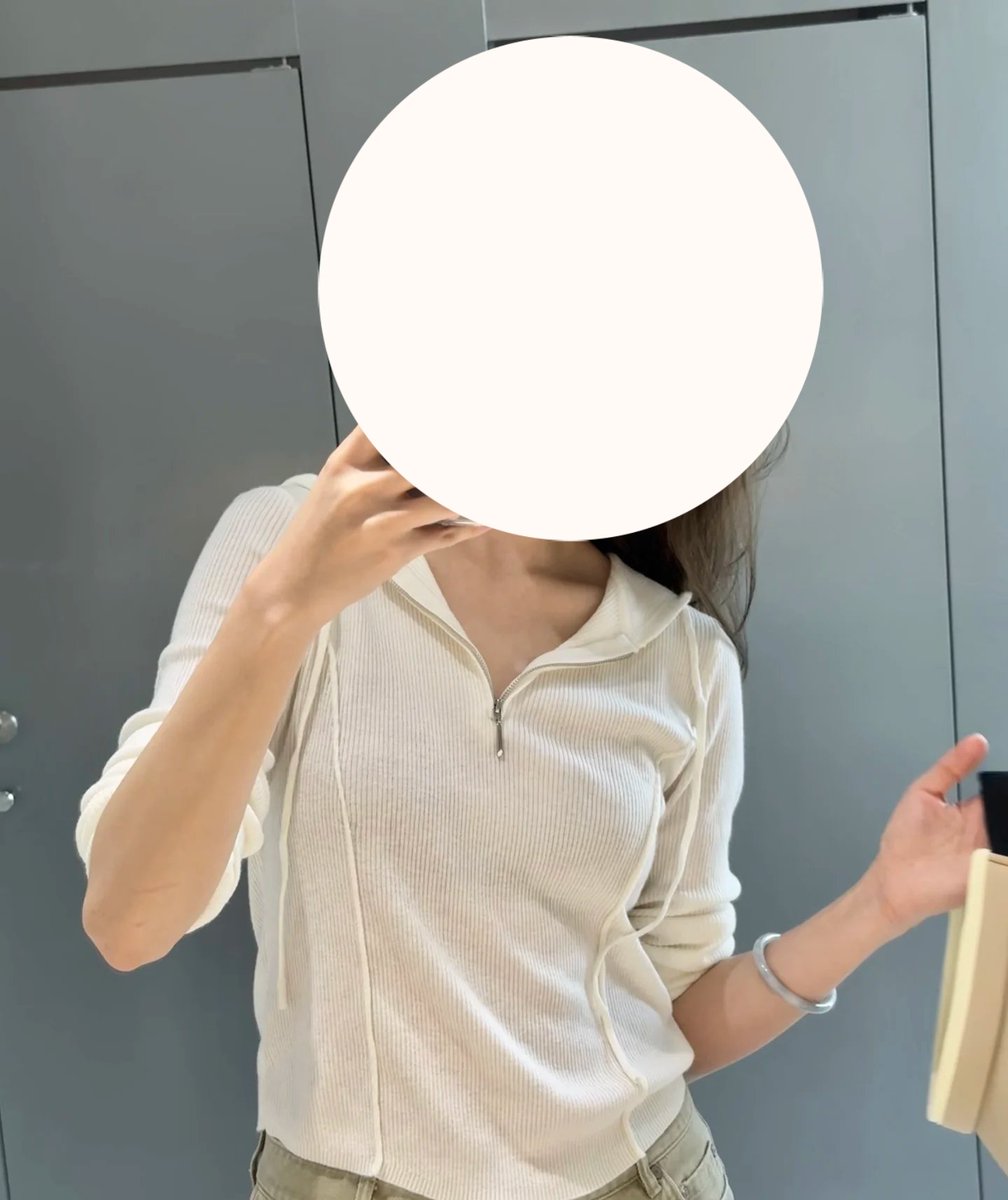 lylor7's tweet photo. ootd#1 https://t.co/gLus9Jo5IA
