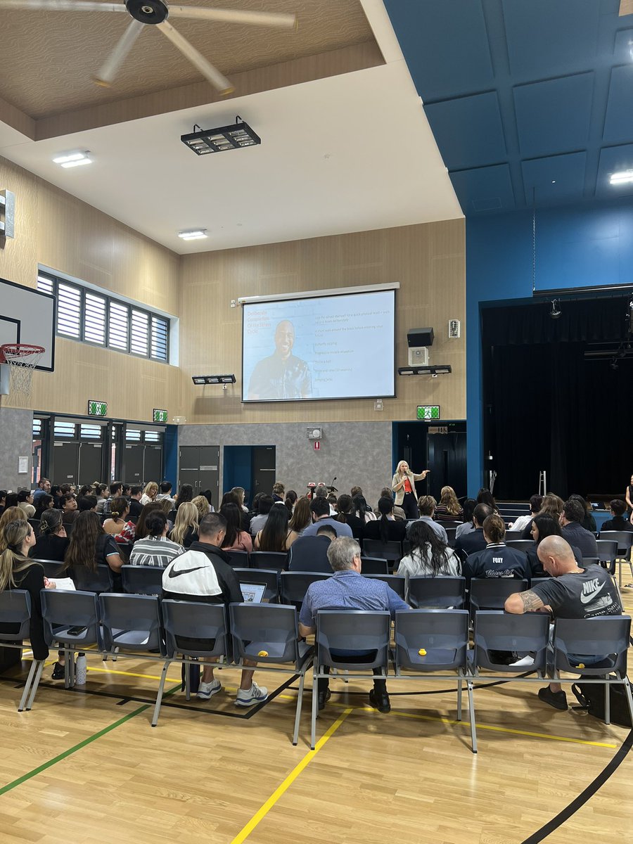 Andrew King tweet media