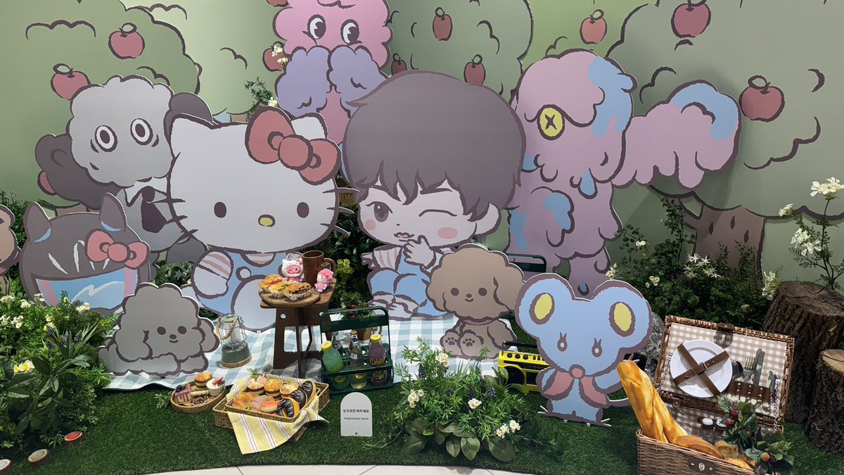 taemate8823's tweet photo. 기범씨 재밌게 놀다가용~~~
#key #hellowkitty #where_is_Key_with_hellokitty #위드뮤 https://t.co/zYZz0CyoMw