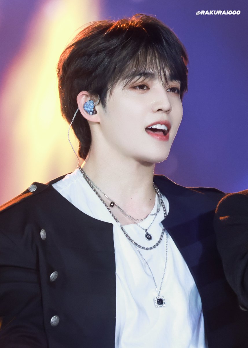 RAKURAI000's tweet photo. 250105 GDA
Happy April Fools' Day│˙ᵕ˙ )꜆♡

#AprilFoolsDay #만우절
#SEVENTEEN #세븐틴  #セブンティーン
#SCOUPS #에스쿱스 #エスクプス https://t.co/NvJfuvsYI3