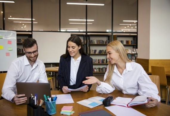 HigherEduReview's tweet image. IIM Raipur Announces MDPs &amp;amp; FDPs for April-May 2025

The Indian Institute of Management (IIM) Raipur has announced its Management Development

News: lnkd.in/dnnZdPrj

#FacultyDevelopmentProgram #leadershipskills #HumanResourceManagement #ManagementDevelopmentPrograms