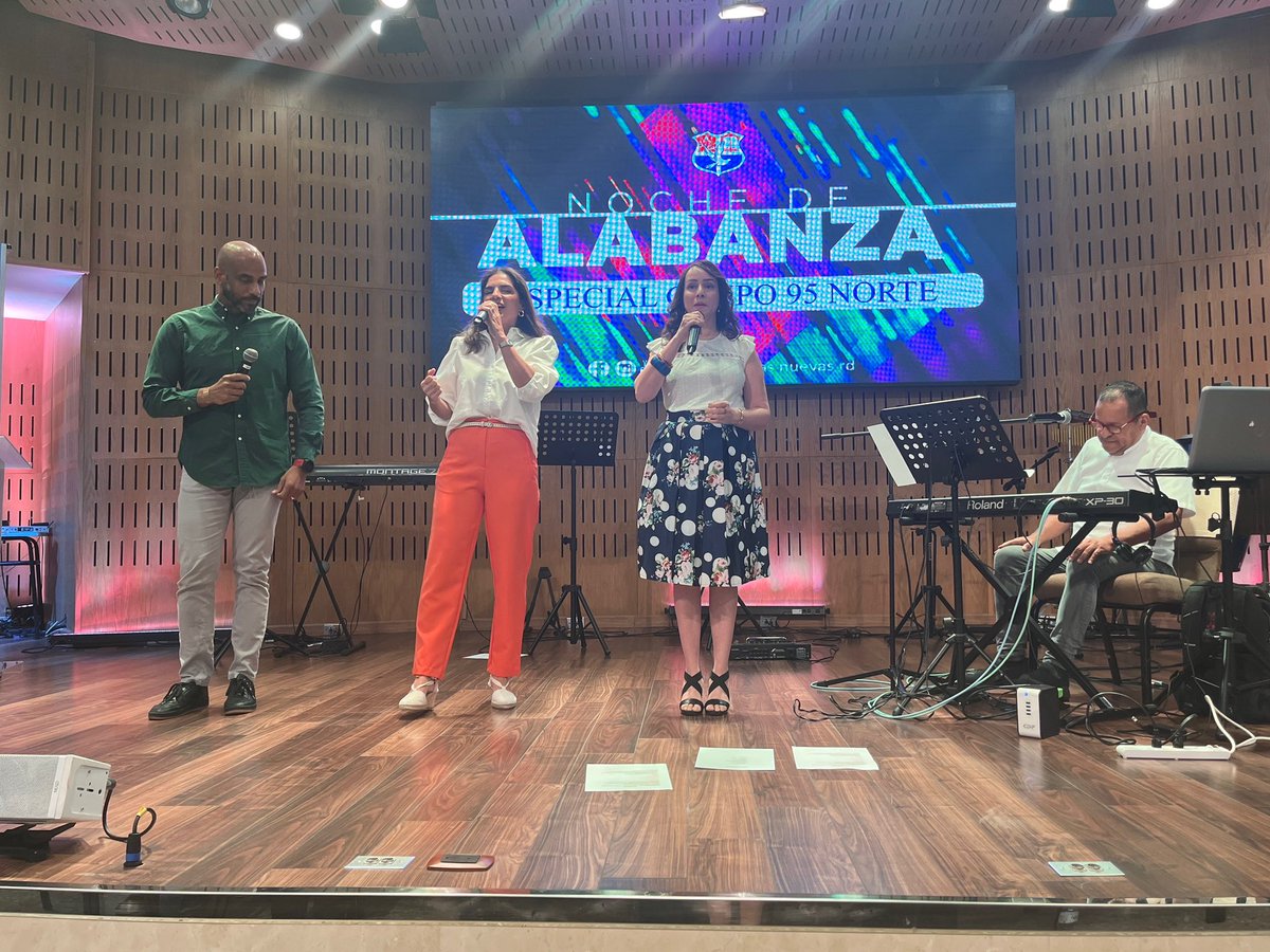 95NORTE's tweet photo. Alabándole! @GRUPO95NORTE @95NORTE #95norte #rafaelsantana https://t.co/7XCi81jdL4