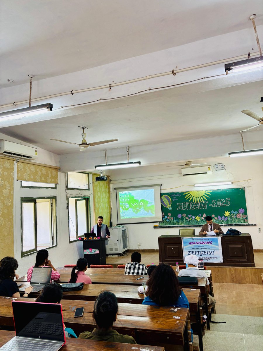 Under the Viksit Bharat 2047 vision for a drug-free India, a Just a Minute (JAM) Youth Forum was organized at Post Graduate Government College for Girls, Sector 11, Chandigarh, with the aim of engaging and empowering youth in substance abuse prevention.