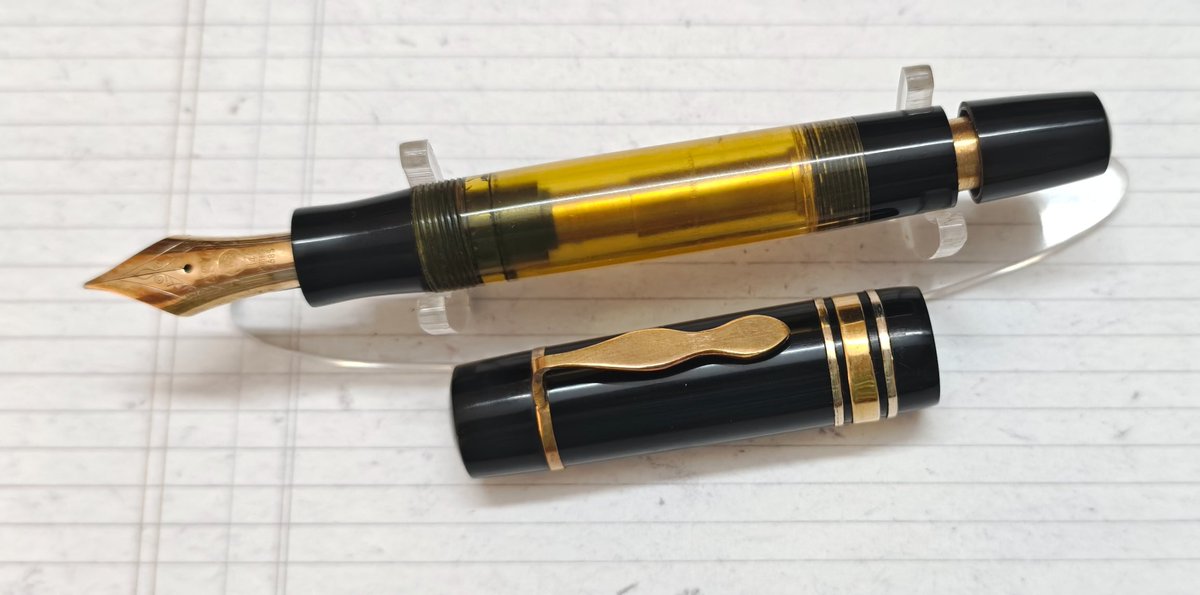 Finished up: tribute to the MB 139 with telescopic piston filler.