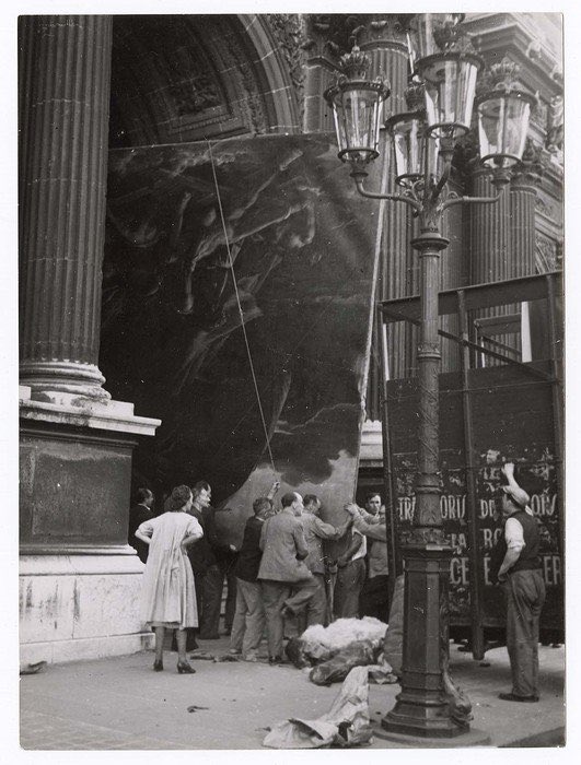 9 - Count Franz Wolff-Metternich, Nazi art official, inspected the Louvre.

He told Jaujard: “I’ll protect the works from German hands.”

— And he did. He knew the hiding spots but kept silent. A Nazi defector in disguise.