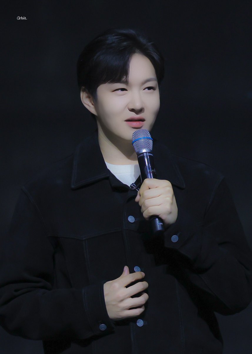 Orbit315_'s tweet photo. 감독님￼ 🥹

#이창섭 #LEECHANGSUB 
#AprilFoolsDay https://t.co/OSf17uQCn3