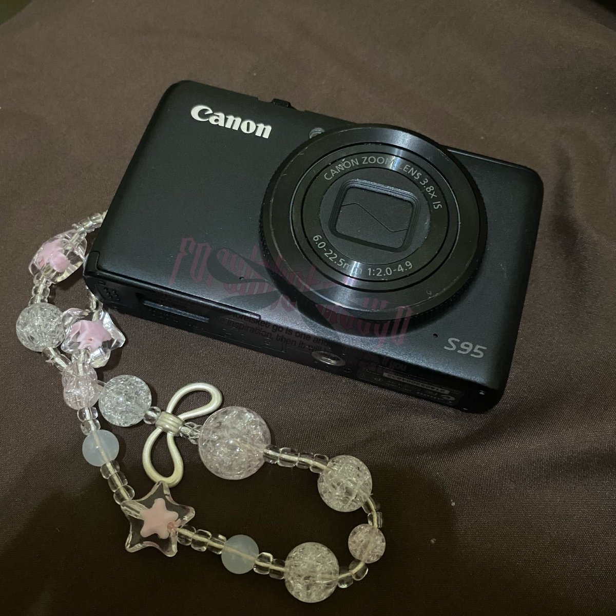 𐙚 wts digicam canon s95 tweet media