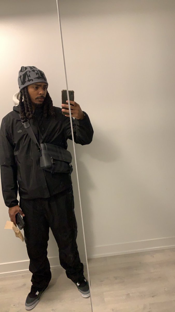 CallMeMrBitches's tweet photo. https://t.co/sMxkg0EDaJ
