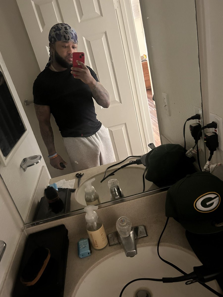 qbrutton4's tweet image. 