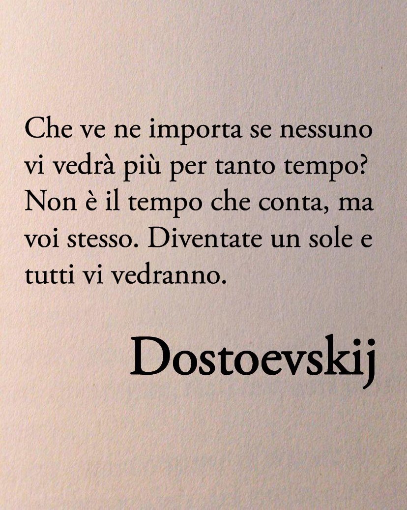 Poesiaitalia's tweet photo. Diventate un sole e tutti vi vedranno. 
Benvenuto aprile 📚 https://t.co/Eop2ogdshA