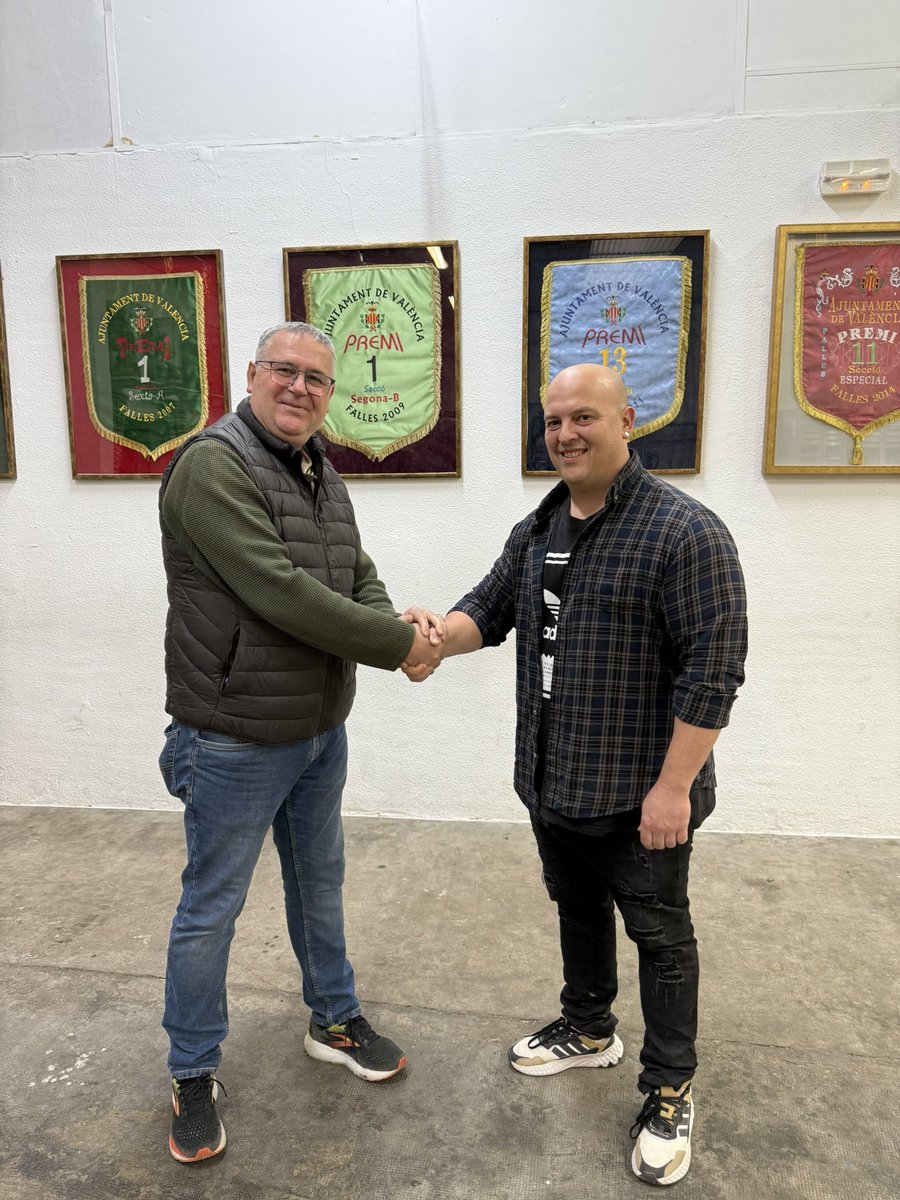 📢📢 Como no podía ser de otra manera @fallagayano y @luisespinosaolmos continúan unidos un año más para la falla grande 2️⃣0️⃣2️⃣6️⃣ 🔥🔥 dispuestos  a seguir compitiendo con gran ilusión en la sección 1a B
de las fallas de Valencia.