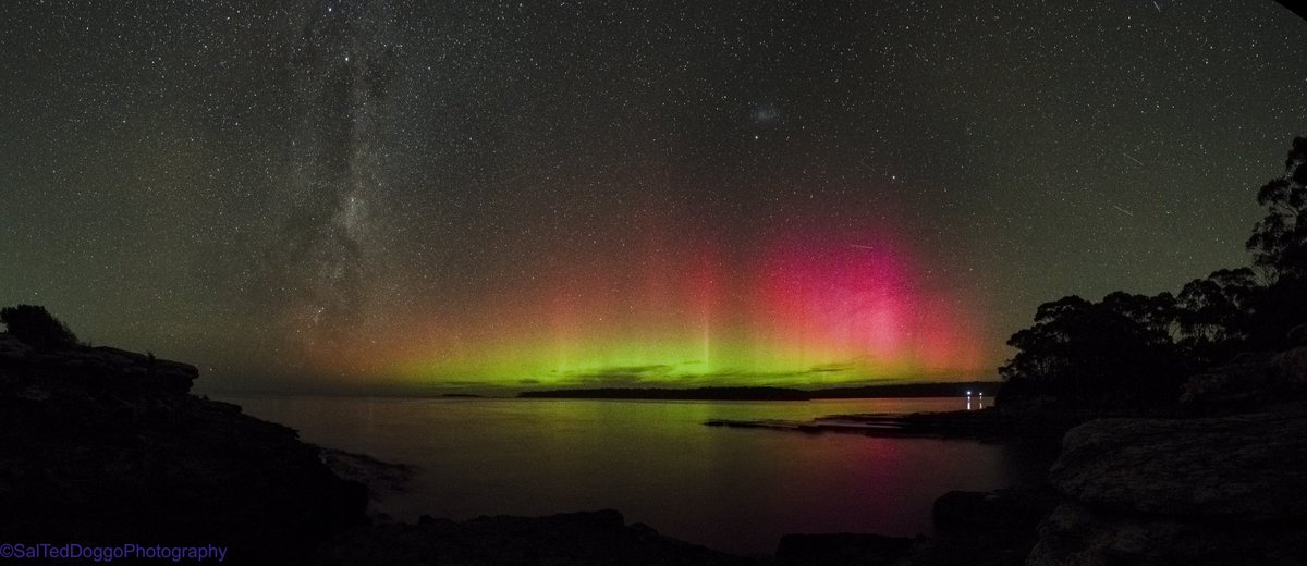 27/03/2025 and this cutie betootie performed her little dance off the pristine south  Coast of Tasmania - my first crack at a pano using the Benro Polaris and stitched with PtGui - on ferry and nearly home - a successfull aurora hunt under the belt 😍 #spaceweather #solarstorm