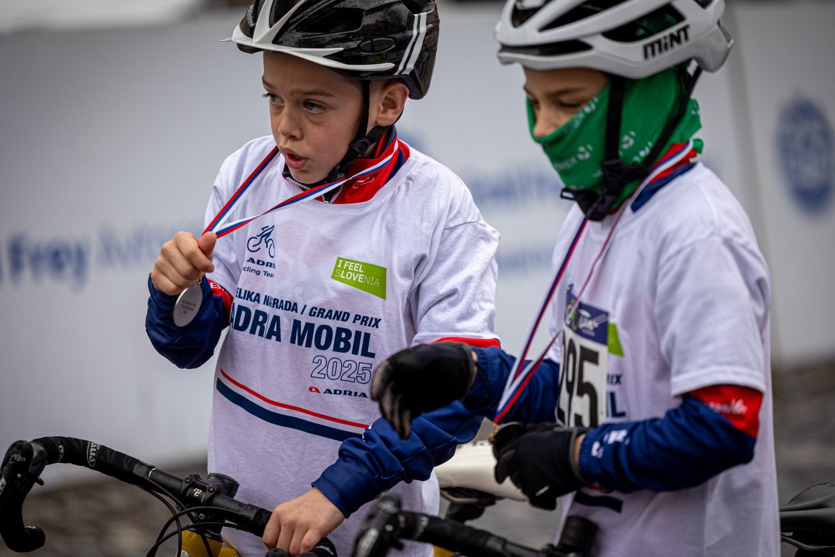 AMcyclingteam's tweet photo. Fotogalerija OTROŠKIH DIRK  na 10. I feel Slovenia VN Adria Mobil
Foto: @GregaStopar

@SloveniaInfo #ifeelsLOVEnia https://t.co/EQqtPzmqCZ