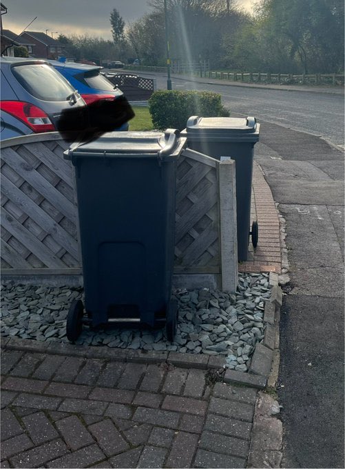 This is where <a href="/4KobusWiese/">Kobus Wiese</a> Wiesenhof watered down coffee belongs...Frisco tastes better, waste of money