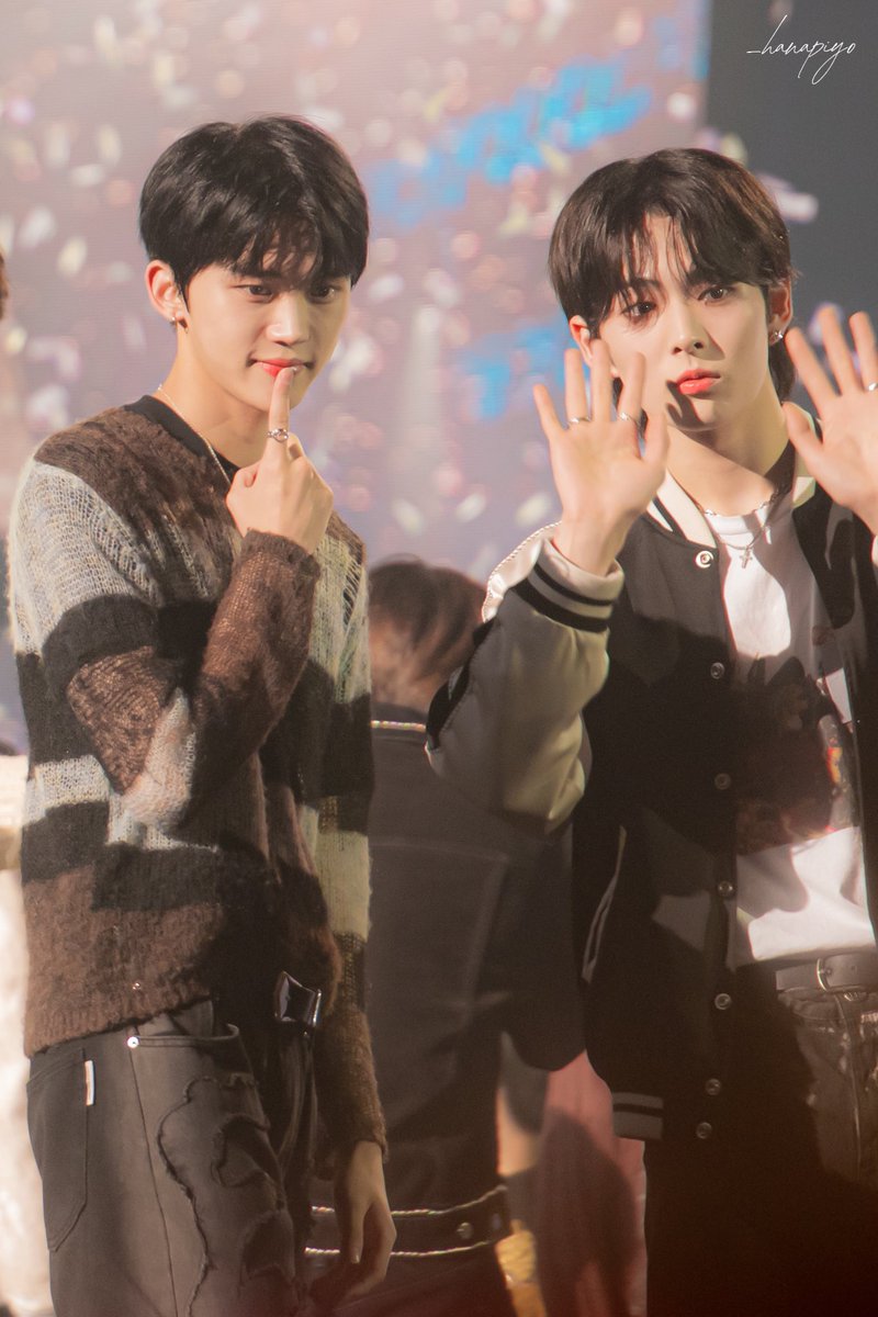 _hanapiy0's tweet photo. 240407 

#루네이트 #LUN8 
#도현 #DoHyun #타쿠마 #TAKUMA
#NGLA #AprilFoolsDay #만우절 https://t.co/QhQ7CFjzVG