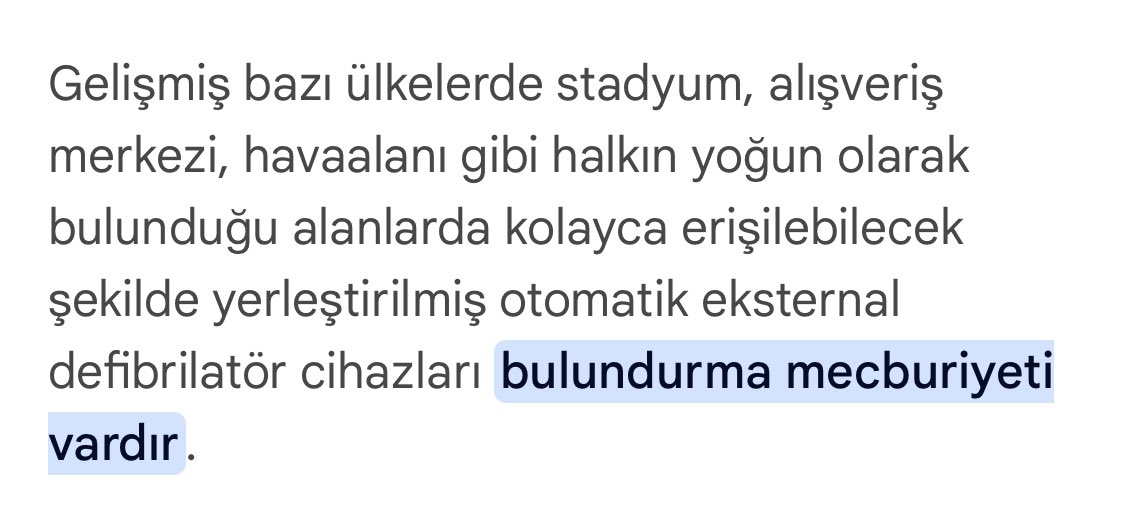 Her kalp durmasının tedavisi kalp masajı gibi yanlış bir algı var
Kalp krizlerinde sıkça gördüğümüz; kişinin “pat” diye düşmesine neden olan durum VF-VT dediğimiz ölümcül ritimlerdir,ilk bir kaç dakikada şok verilirse kişi hızlıca hayata döner
Gelişmiş ülkelerde zorunlu hale