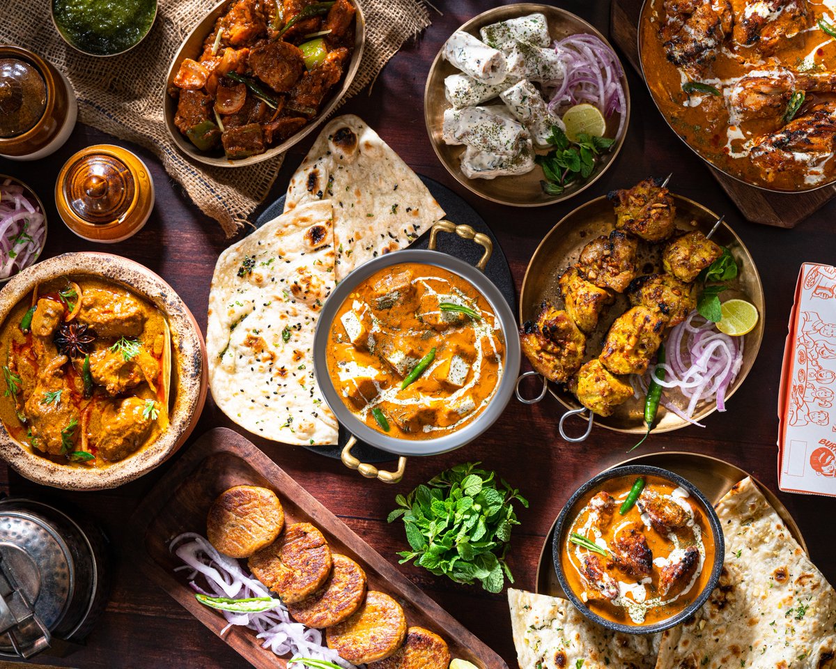 GoButterChicken's tweet image. Welcome to April, may your meals be hot, your snacks unlimited, and your diet plans forever &apos;starting tomorrow&apos;.😉