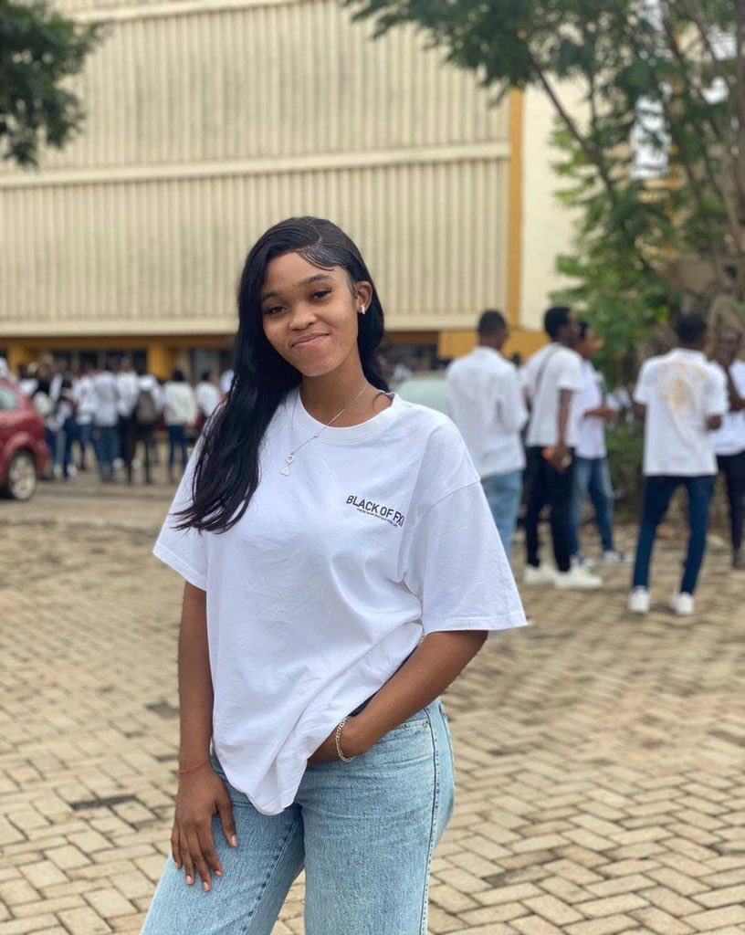 Gold_G5's tweet image. Happy birthday 🎁🎈🎉🎊 to me 

Wish me well and pray for me 

🌠

#SIMFUBARA🇳🇬