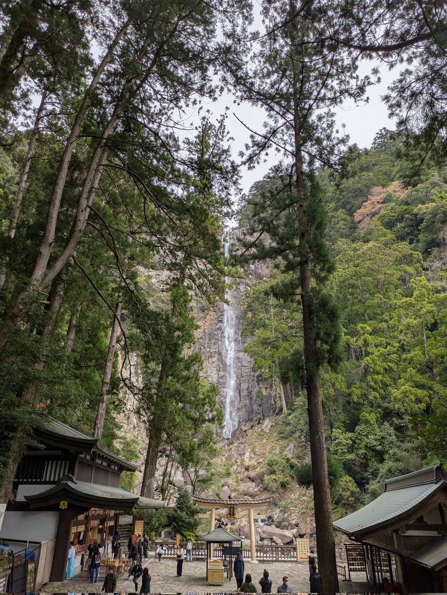 tye_es1's tweet photo. 和歌山県は熊野古道があるからか
世界遺産おおいねー！

世界遺産　那智の滝 https://t.co/oraTJprPtD
