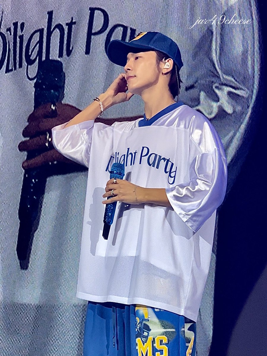 jar49cheese tweet media