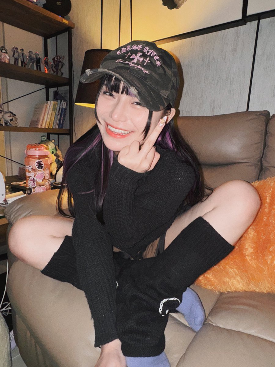 寒い日はエッチしたい
ひとりぼっちだけど