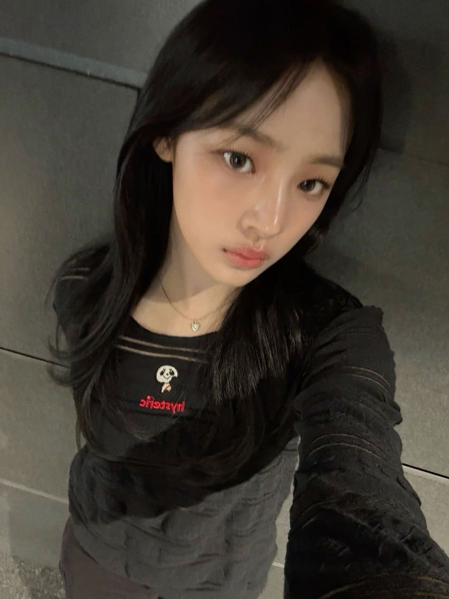 haneul pics tweet media