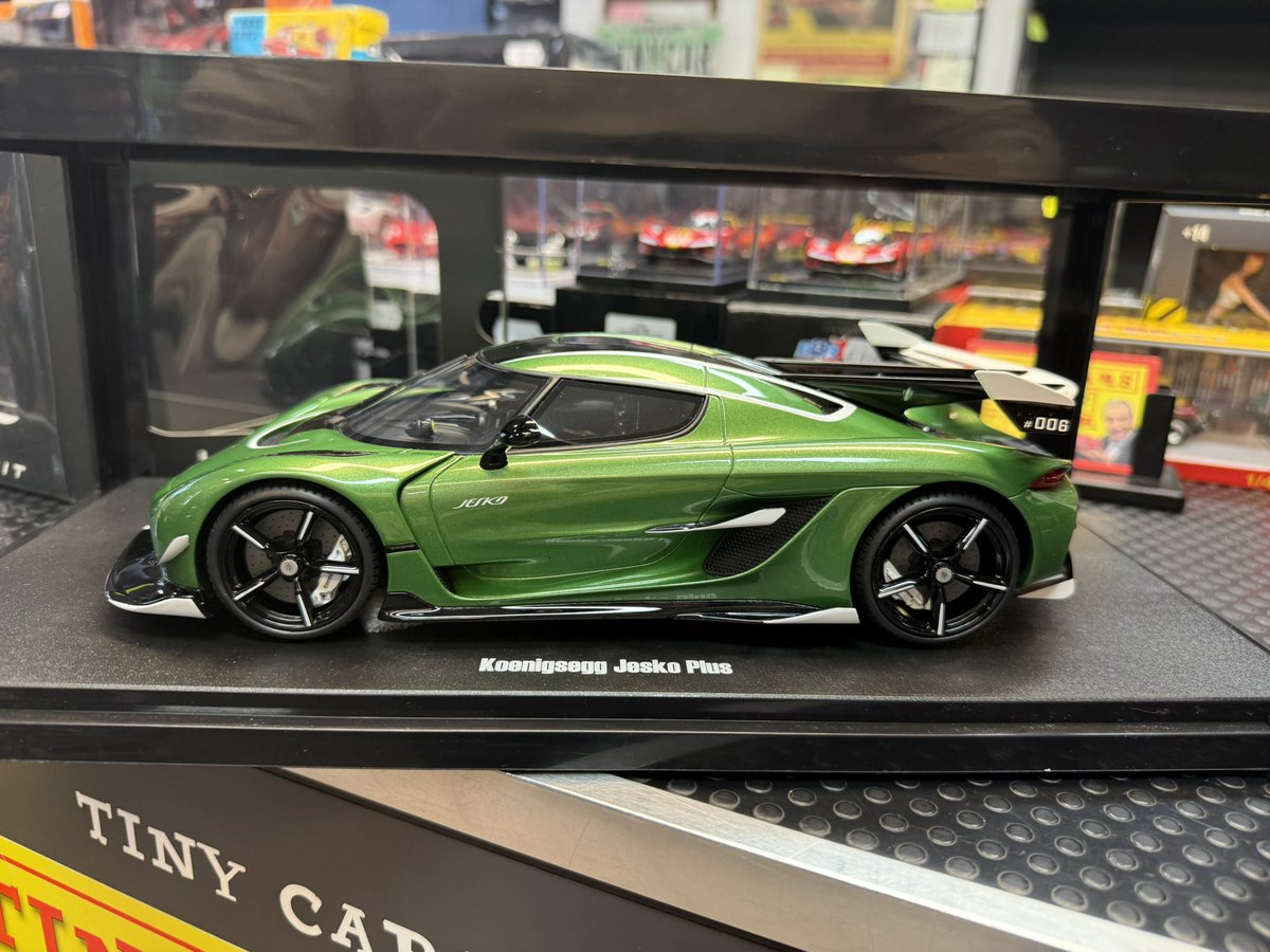 cars_tiny's tweet photo. Koenussegg Jesko Plus GT Spirit Scala 1:18 #tinycars #gtspieit #koenissegg #koenisseggjesko #auto #scalemodel #scala118 #scale118 https://t.co/mRCMHIUVNB